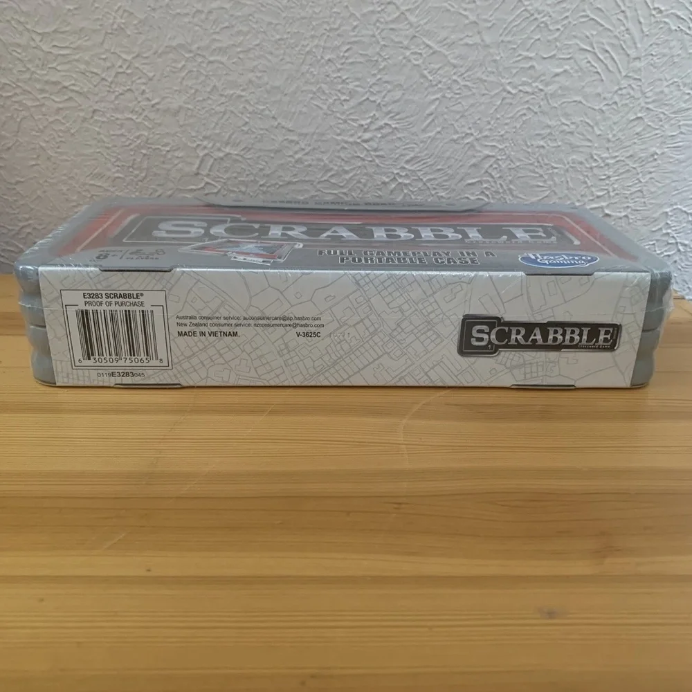 NEW Scrabble Crossword Travel Game Road Trip Portable Case Full Gameplay Hasbro